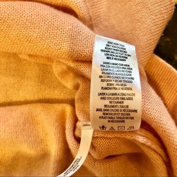 Calvin Klein Light Pink Sweater - Picture 7 of 7